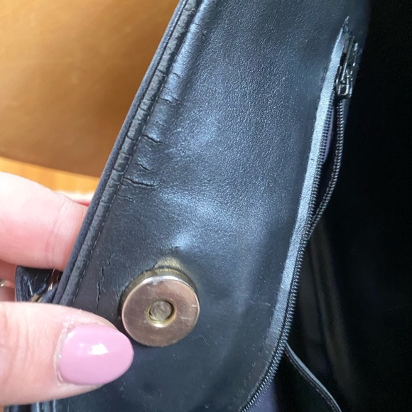 Black genuine lambskin leather medium size quilted with chain shopping tote - Picture 14 of 16